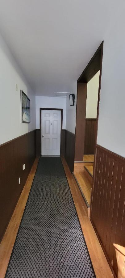 Hotel Fleurs Karaibes Saint-Alexandre-de-Kamouraska Экстерьер фото