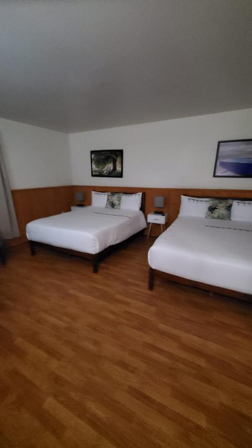 Hotel Fleurs Karaibes Saint-Alexandre-de-Kamouraska Экстерьер фото